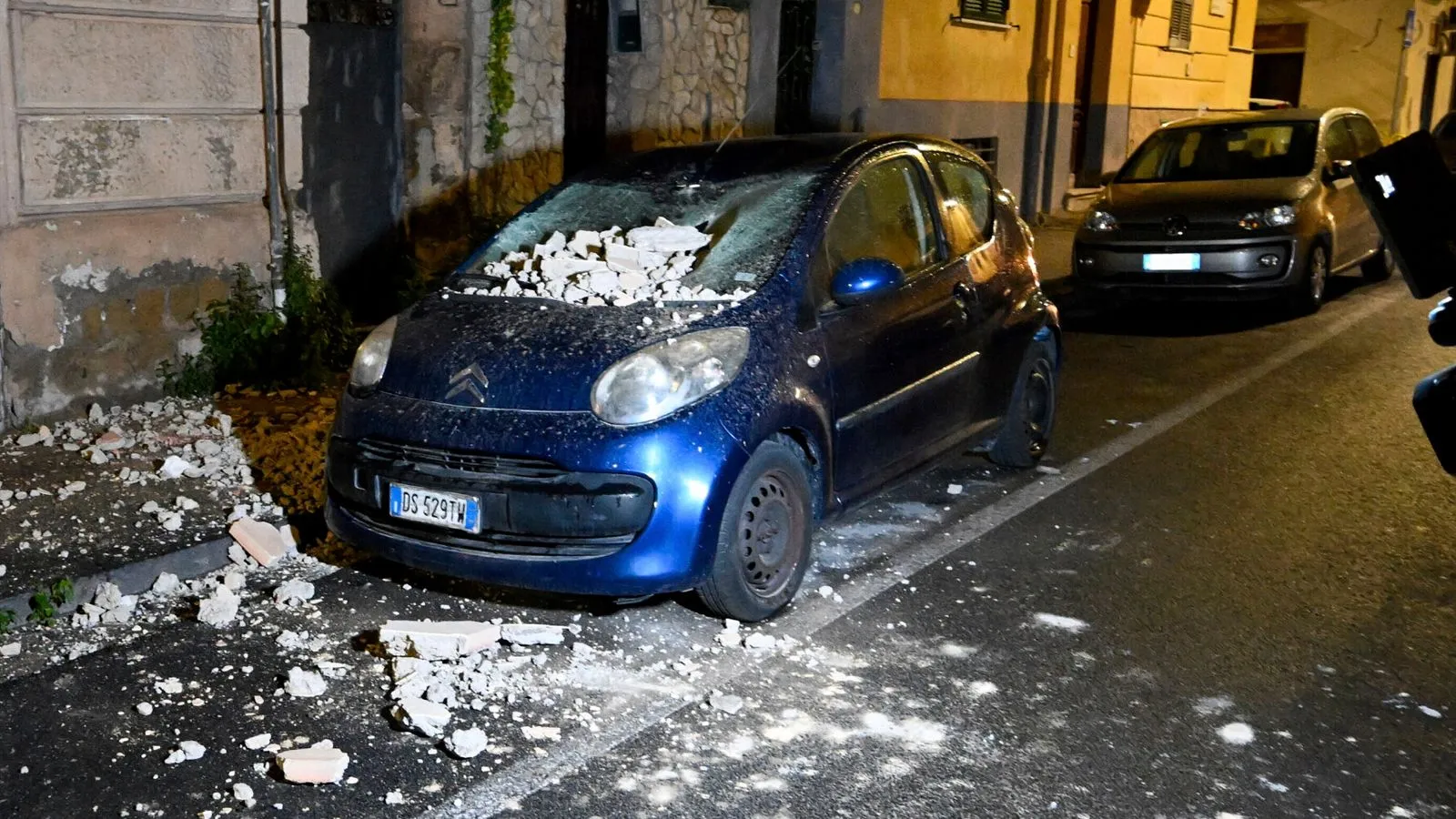 Shocking 4.4-Magnitude Earthquake Rocks Naples: What You Need to Know