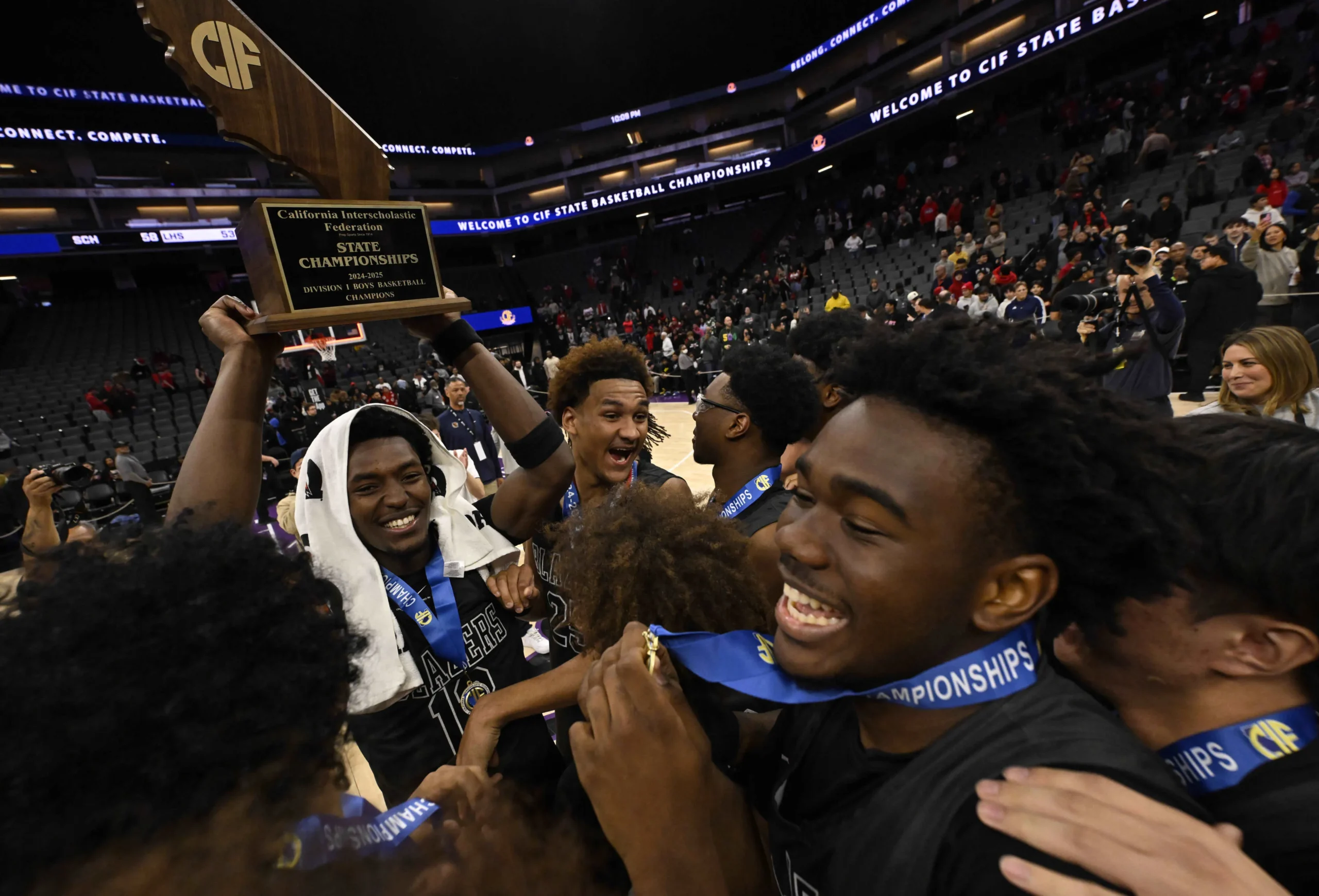 Sierra Canyon Basketball: Maximo Adams Leads the Charge for State Glory!