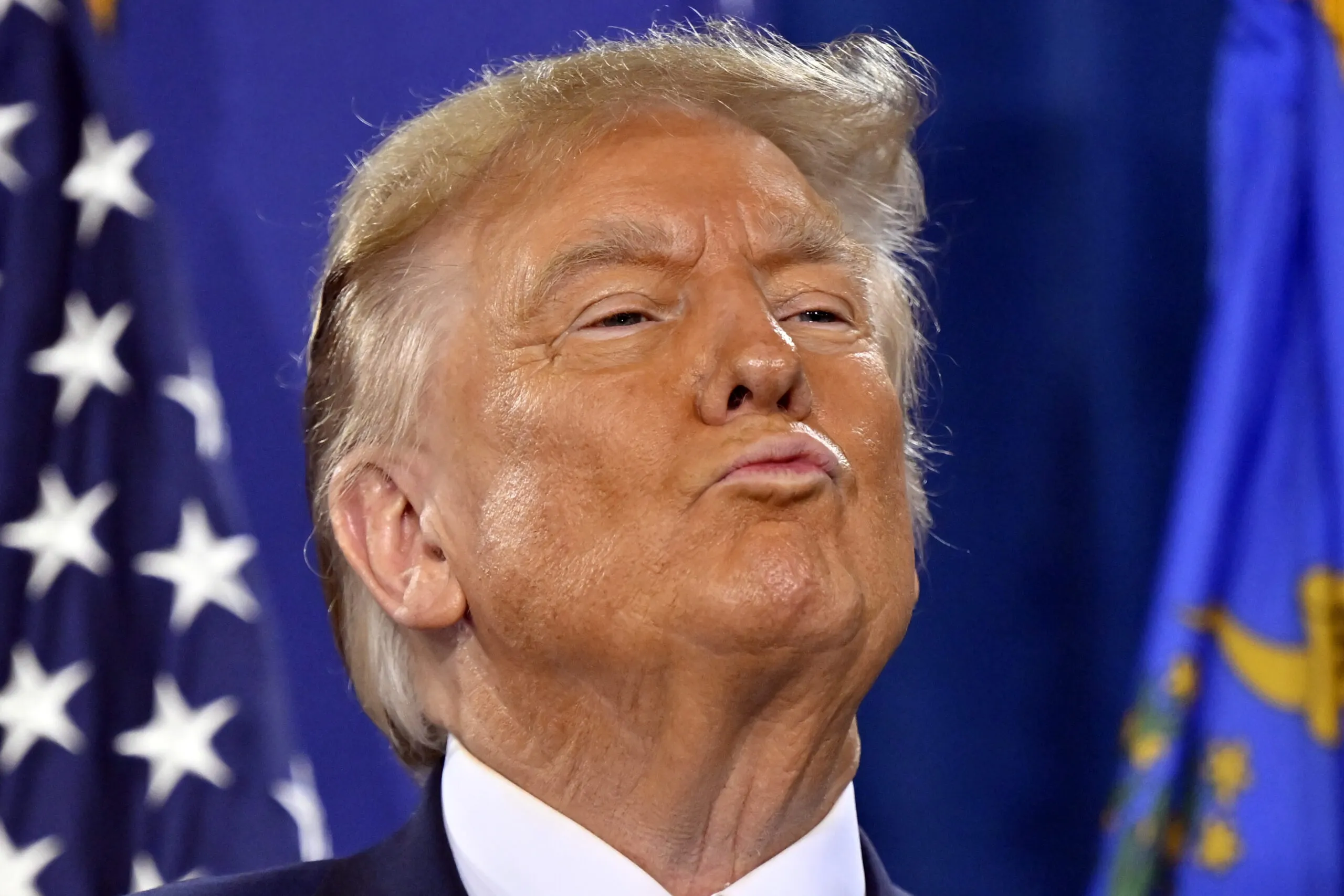 Trump's Stunning Reversal: Paul Weiss Law Firm Escapes Executive Order Fallout