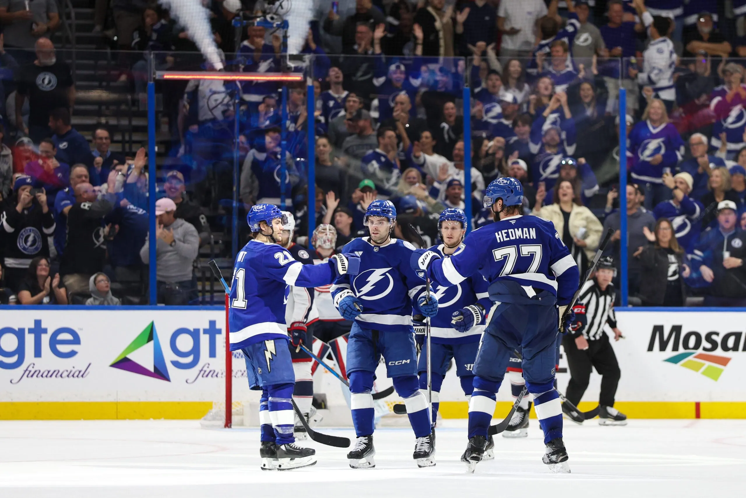 Utah Hockey Club Shocks Lightning with Stunning 6-4 Victory!