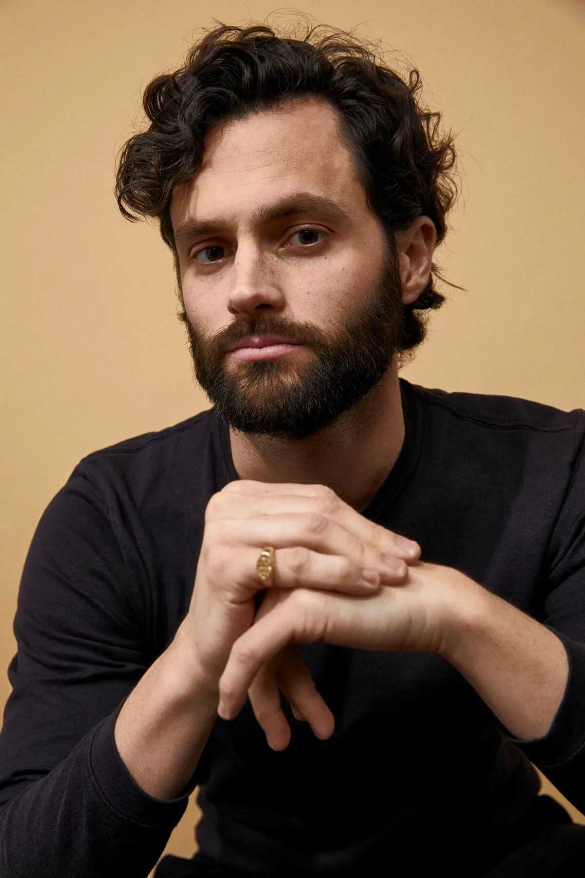 Why Penn Badgley’s Charm is Breaking the Internet Right Now