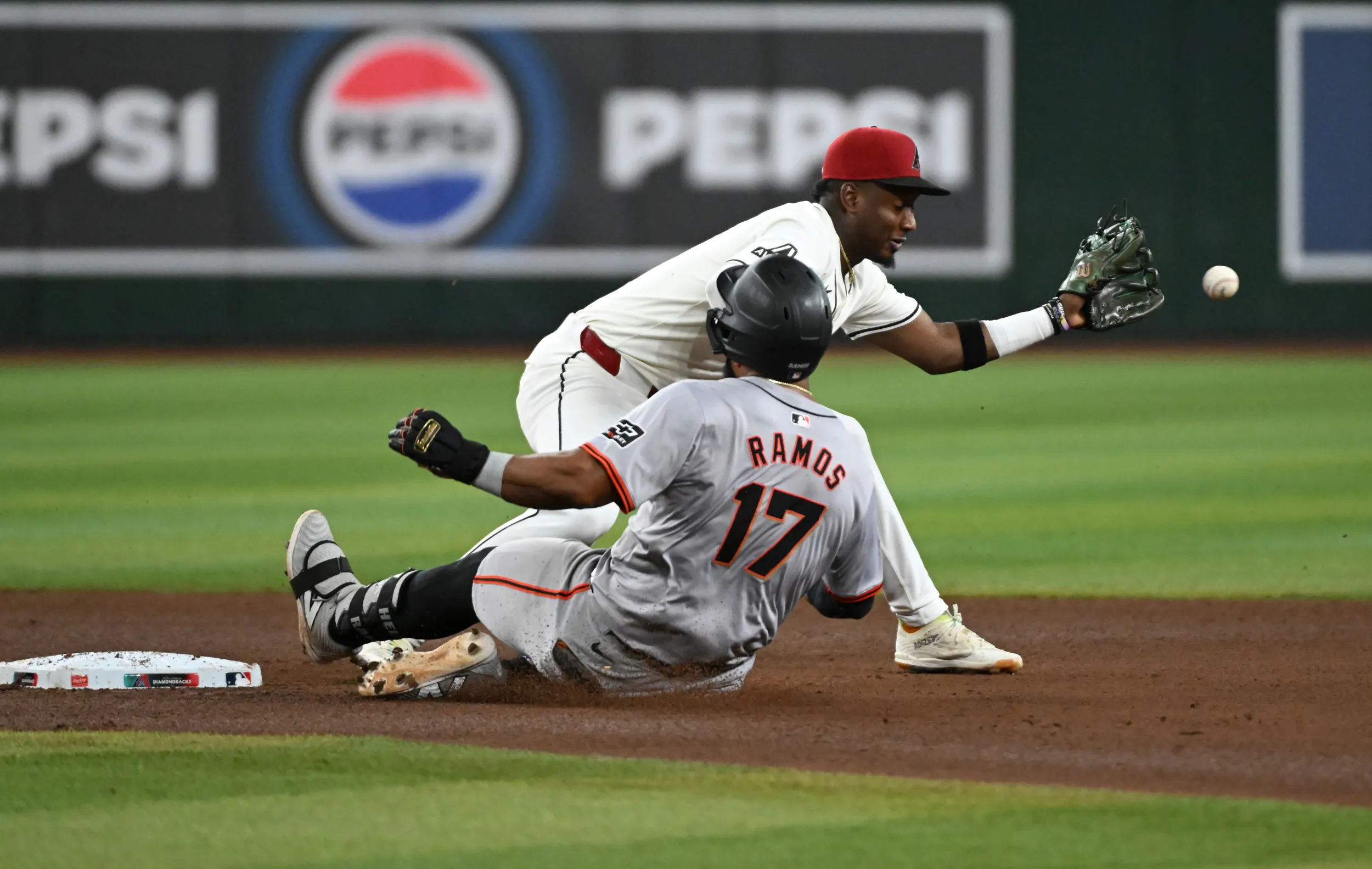 Diamondbacks vs Giants: The Epic Showdown You Can't Miss!