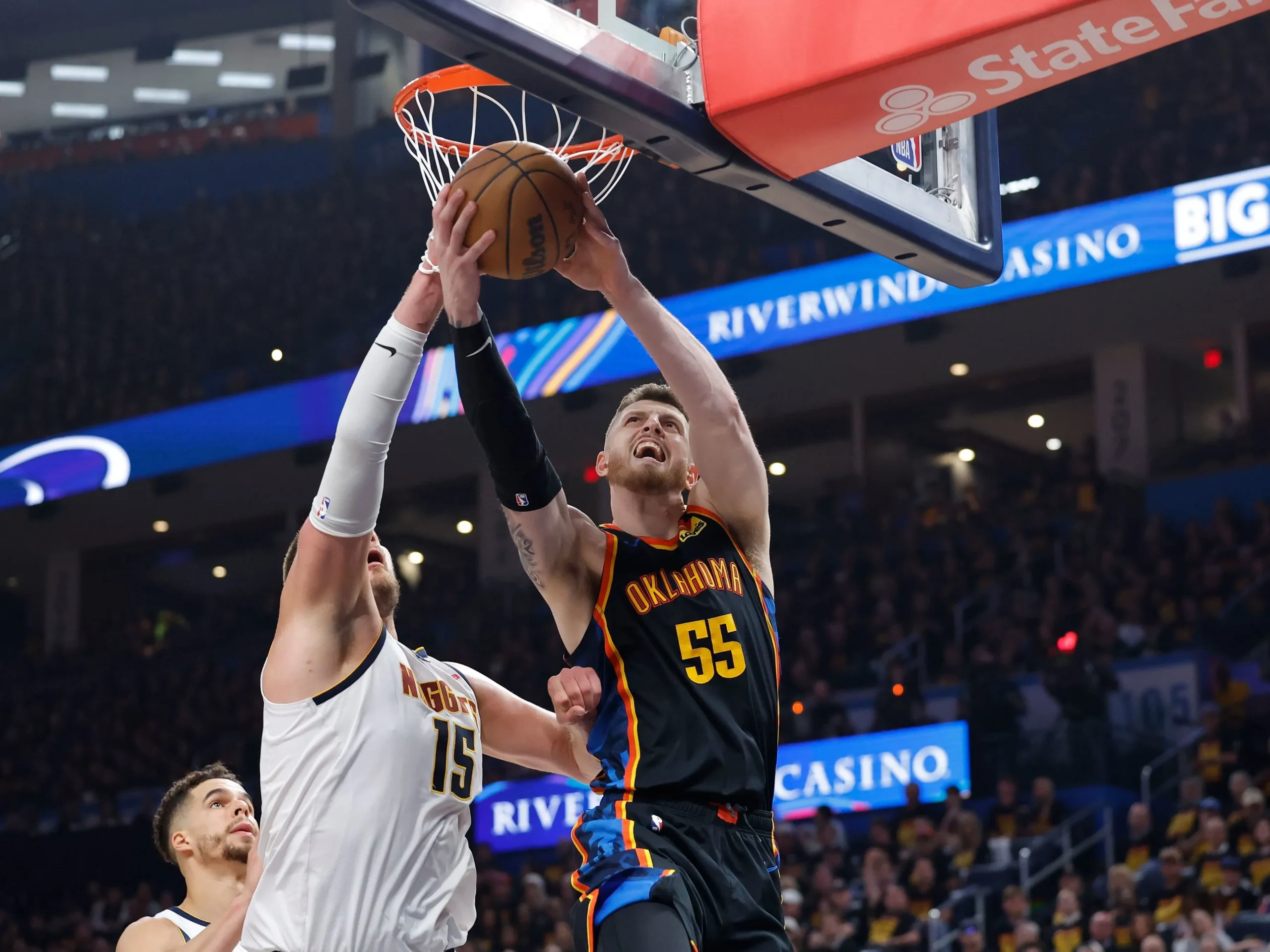 Isaiah Hartenstein's Playoff Mindset: Are the Emotions Too Much to Handle?