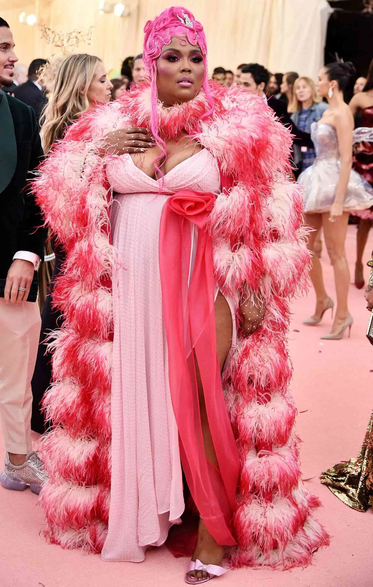 Lizzo Stuns in Platinum Blonde at the 2025 Met Gala: A Bold New Look!
