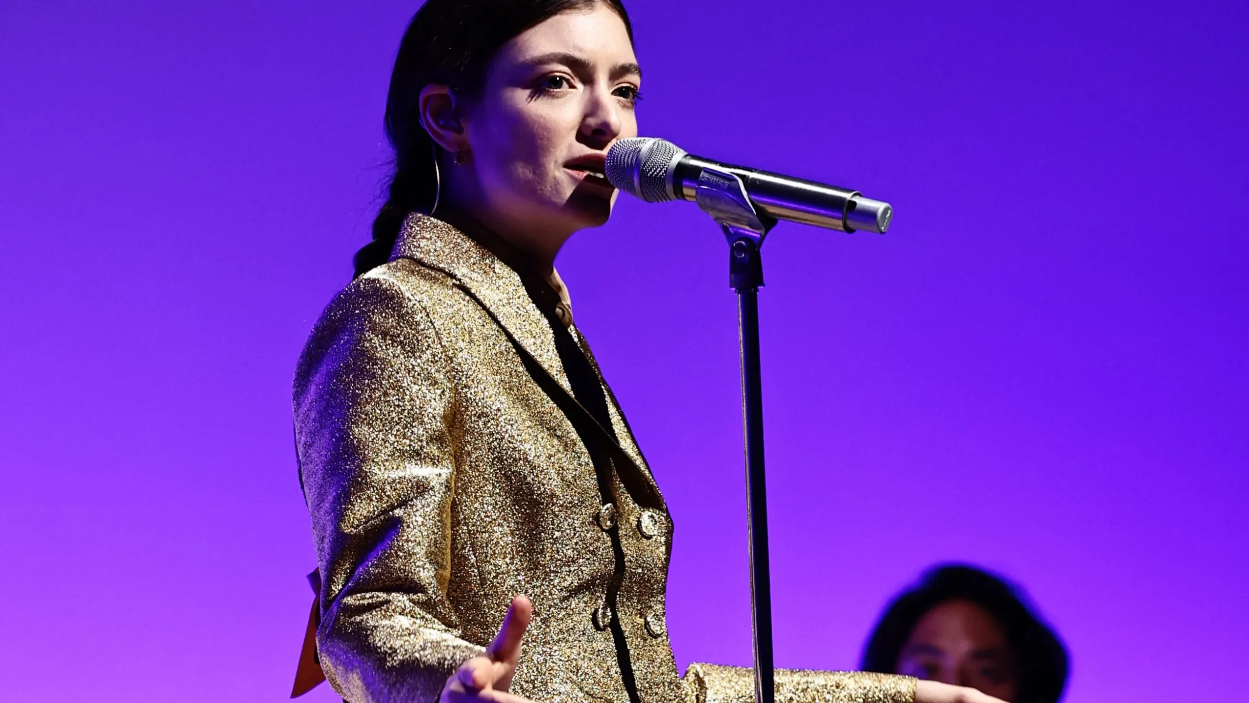 Lorde's Ultrasound Tour: Get Ready for an Unforgettable Experience!