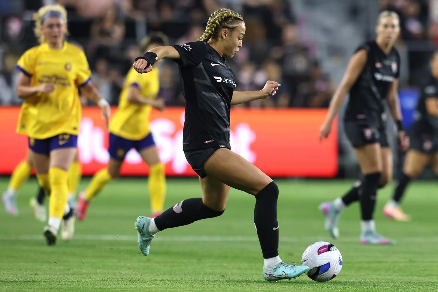 Savy King's On-Field Collapse: What You Need to Know About the NWSL Star's Condition