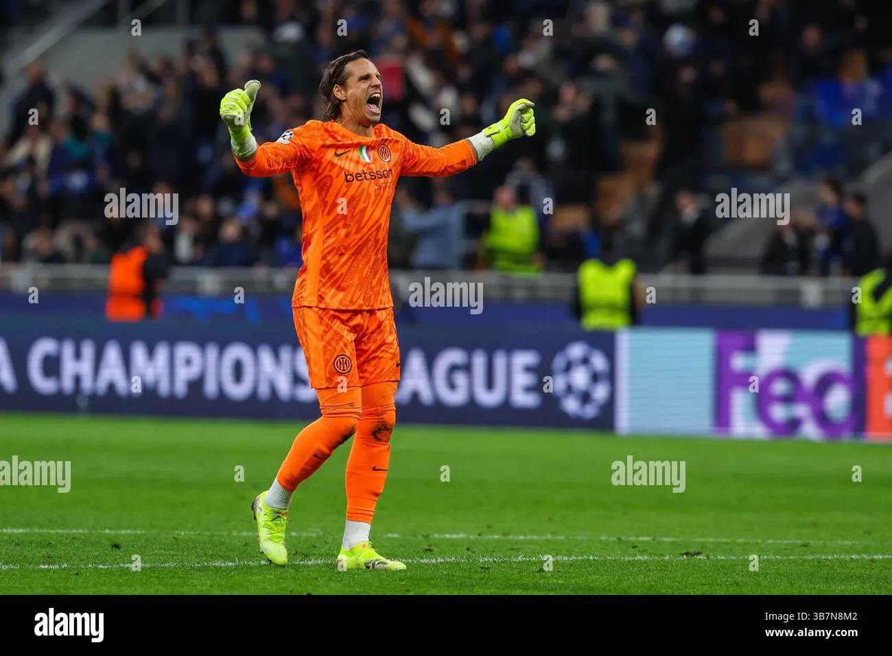 Yann Sommer's Stunning Save: The Moment That Shocked the Champions League!